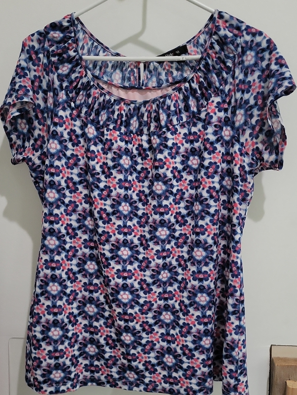 Style &Co Women's Blue & Pink Floral Short-Sleeve Top